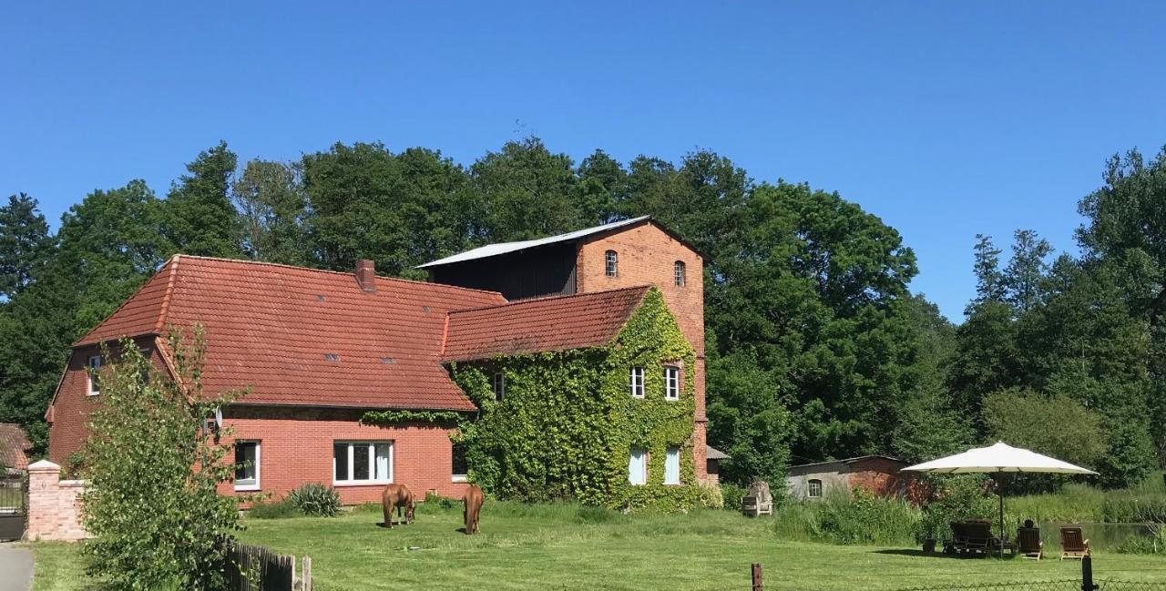 Landhaus Viezer Muehle Exterior foto